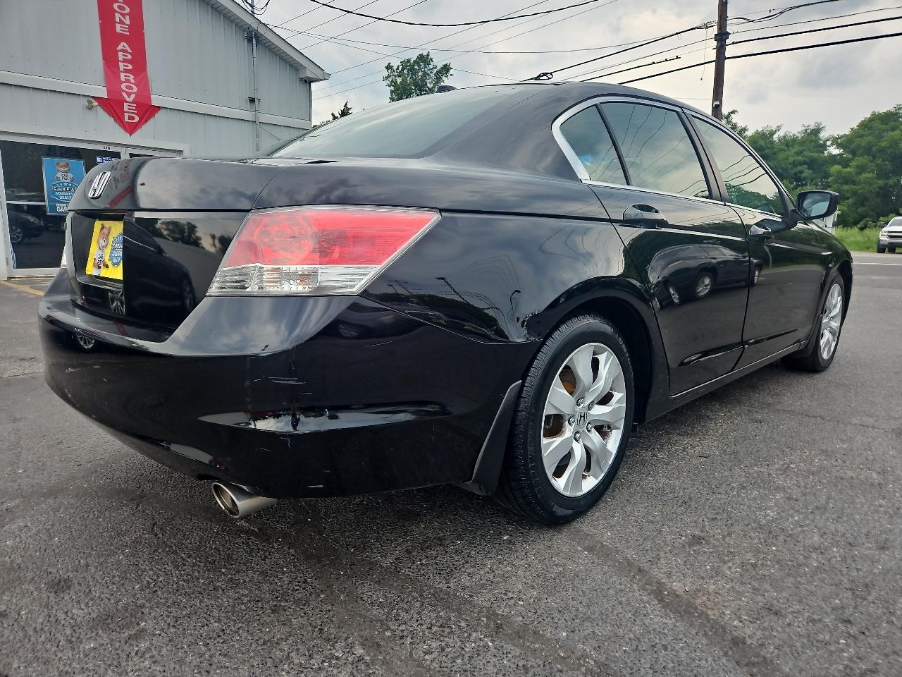 Honda Accord EX-L Sedan AT 2010