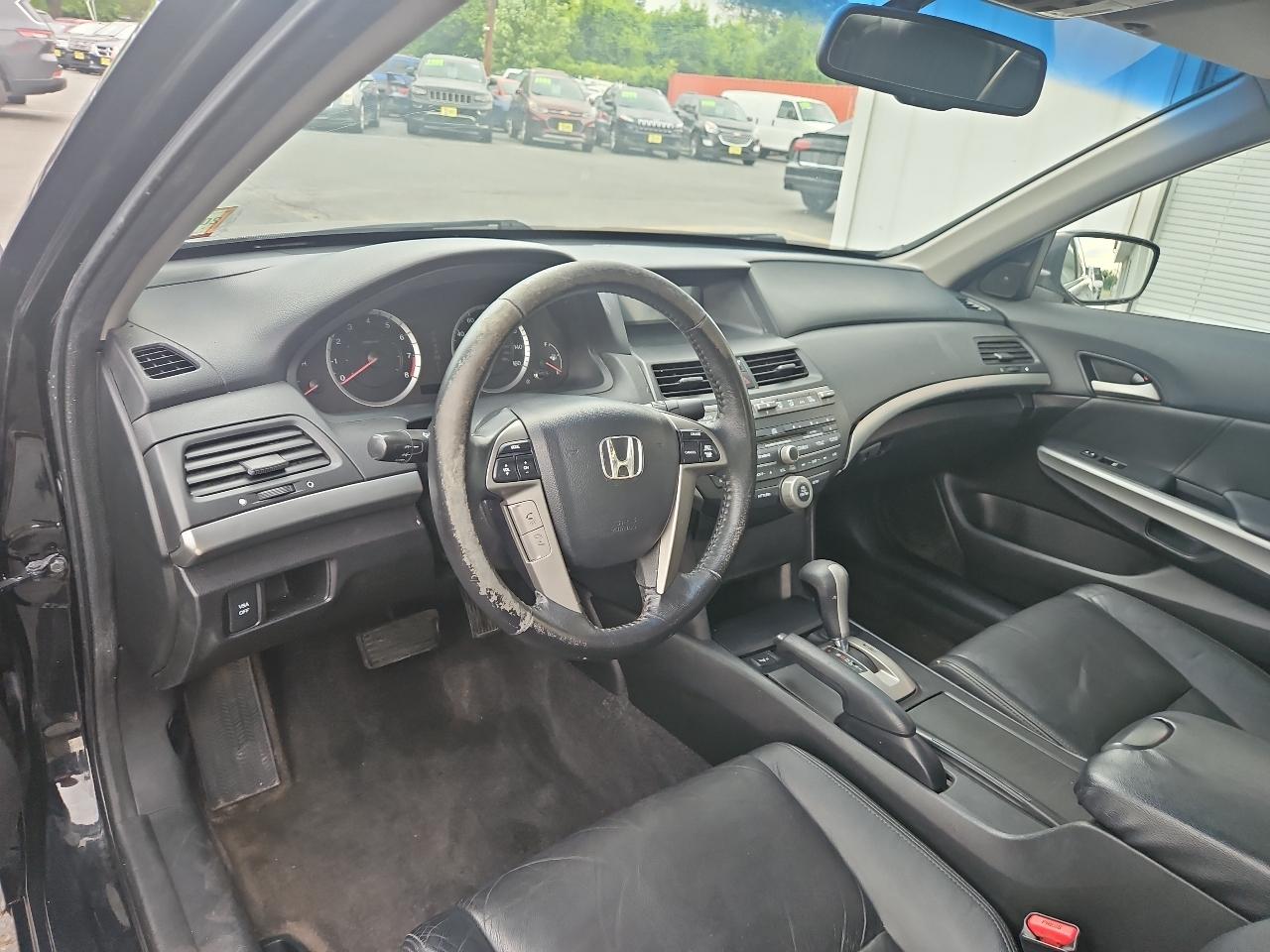 Honda Accord EX-L Sedan AT 2010