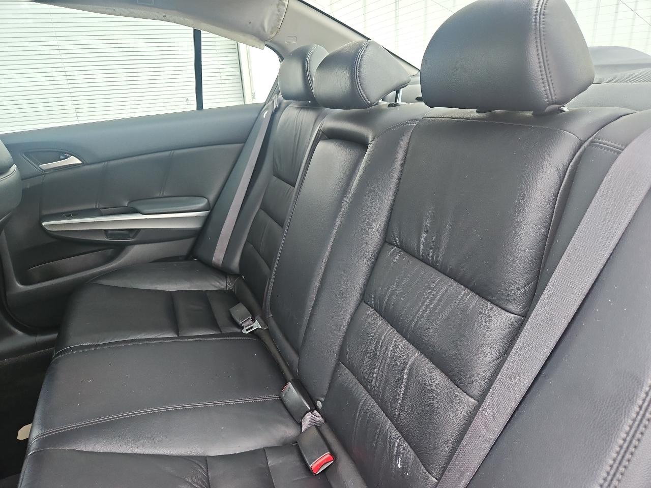 Honda Accord EX-L Sedan AT 2010
