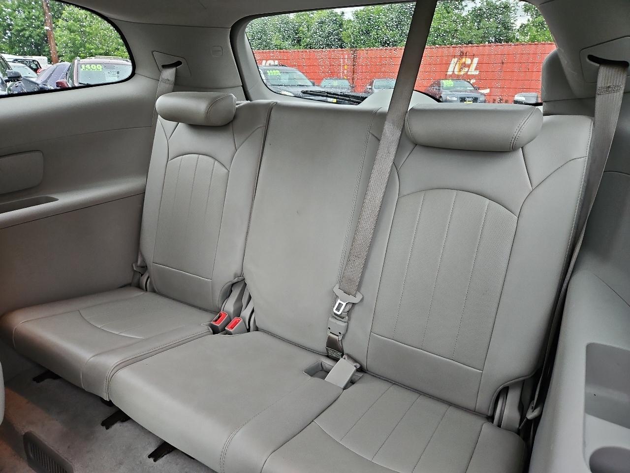 Buick Enclave CXL-1 FWD 2011