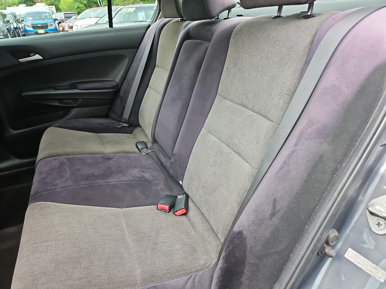 Honda Accord LX sedan AT 2008