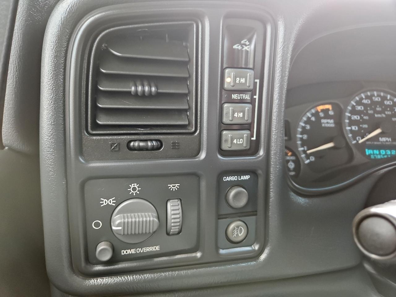 GMC Sierra 2500HD SL Crew Cab Short Bed 4WD 2001