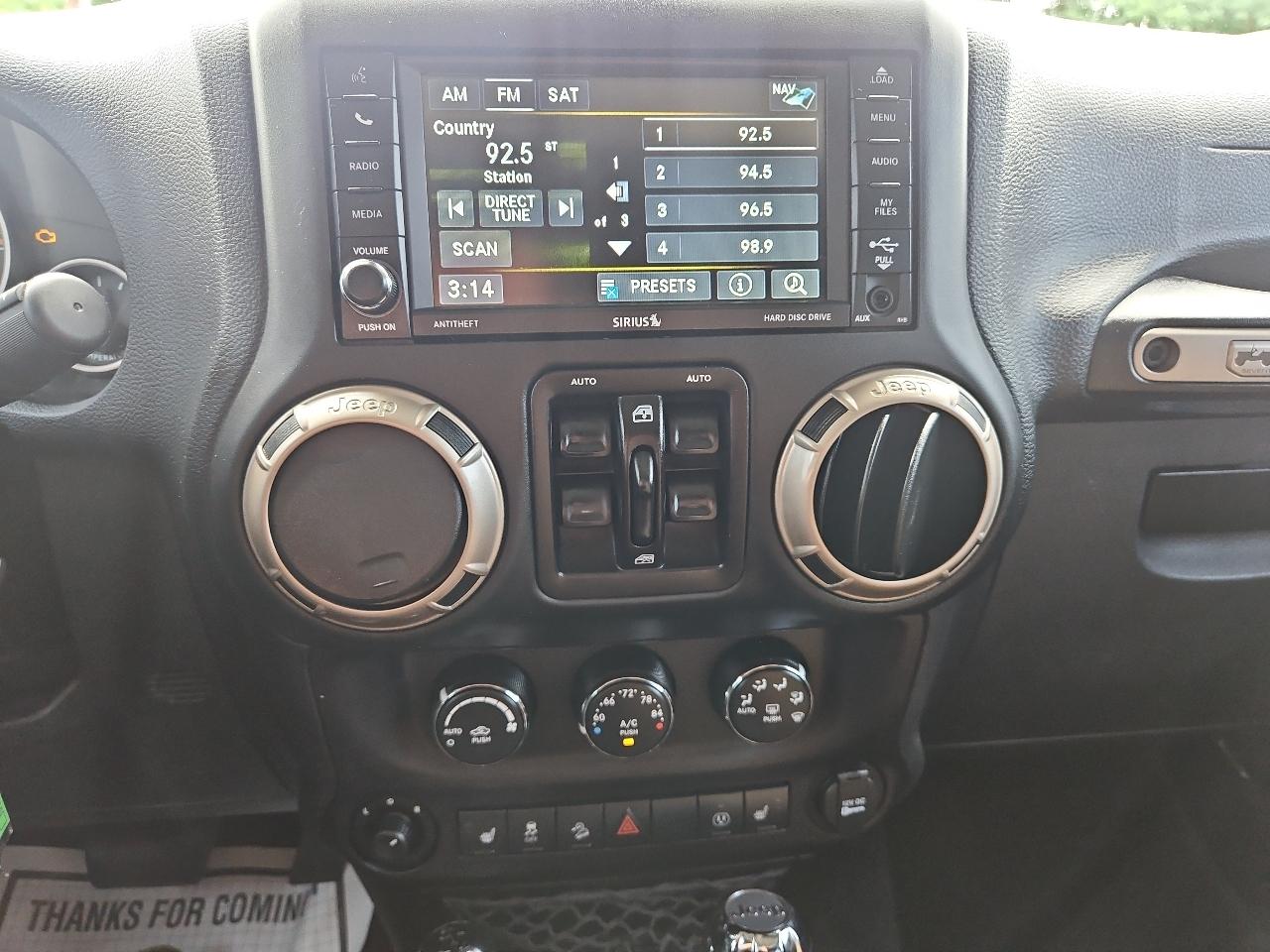 Jeep Wrangler Unlimited Sahara 4WD 2016
