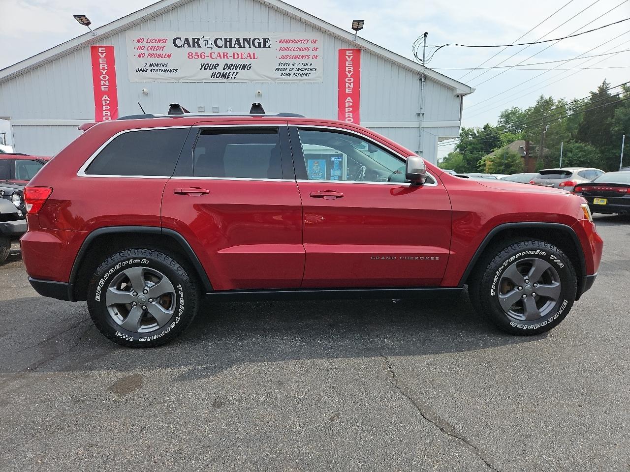 Jeep Grand Cherokee Laredo 4WD 2013