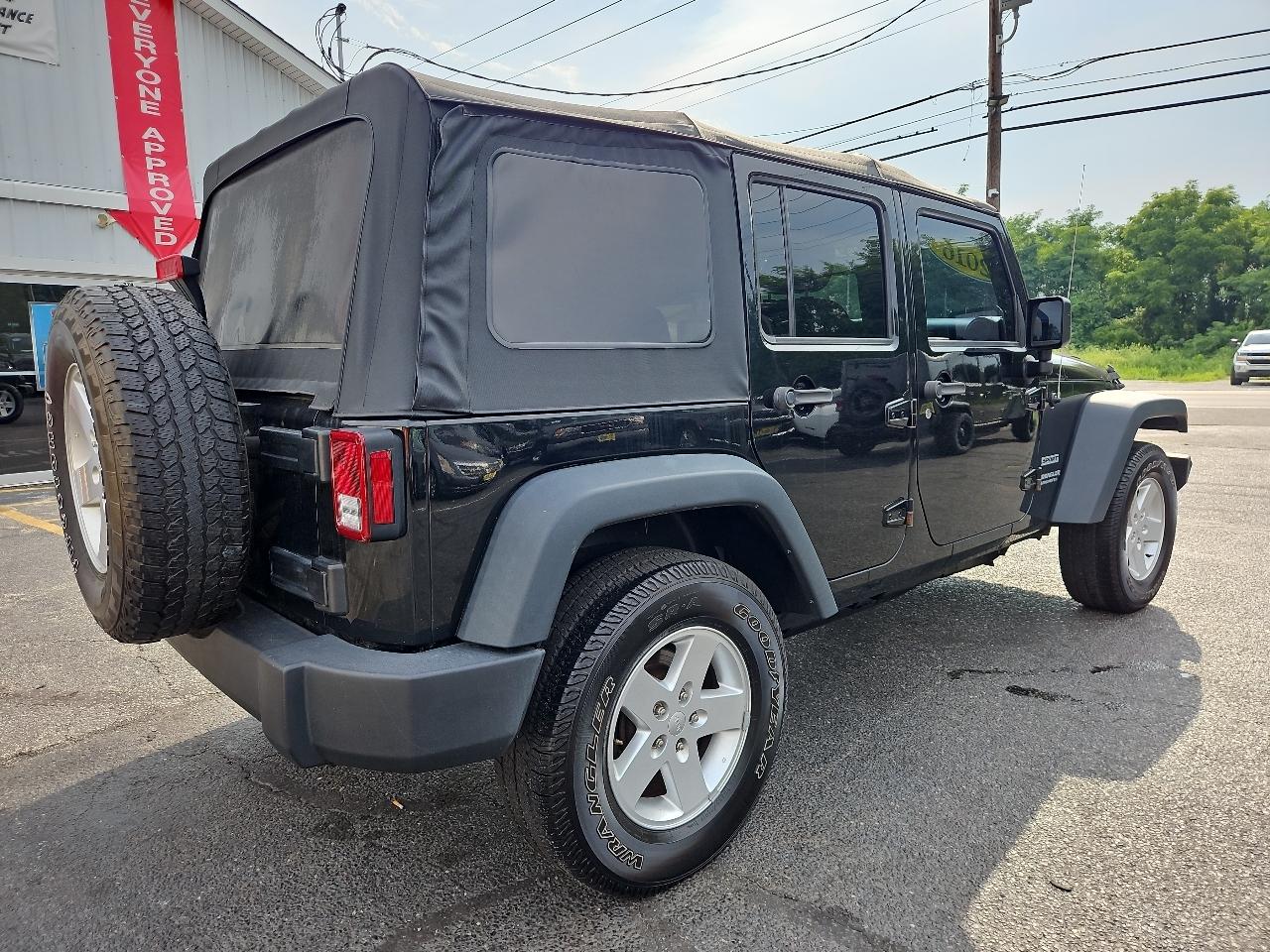 Jeep Wrangler Unlimited Sport 4WD 2016