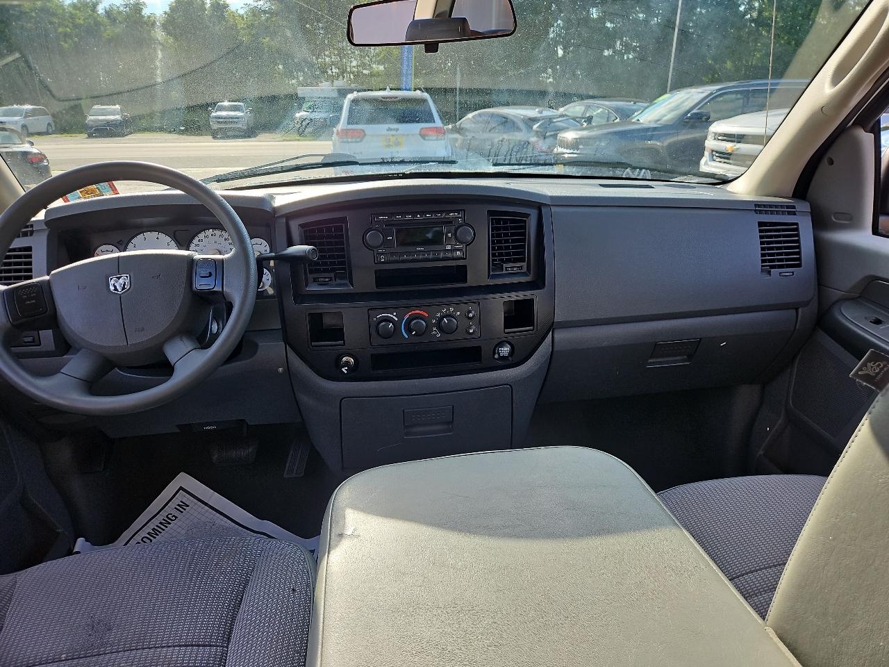 Dodge Ram 1500 SXT Quad Cab 2WD 2008