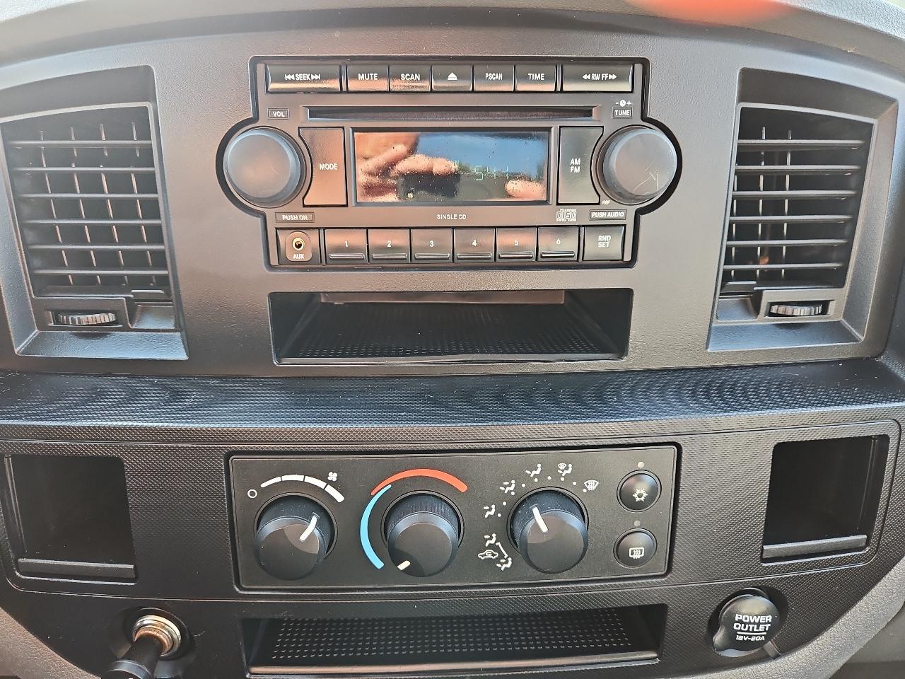 Dodge Ram 1500 SXT Quad Cab 2WD 2008