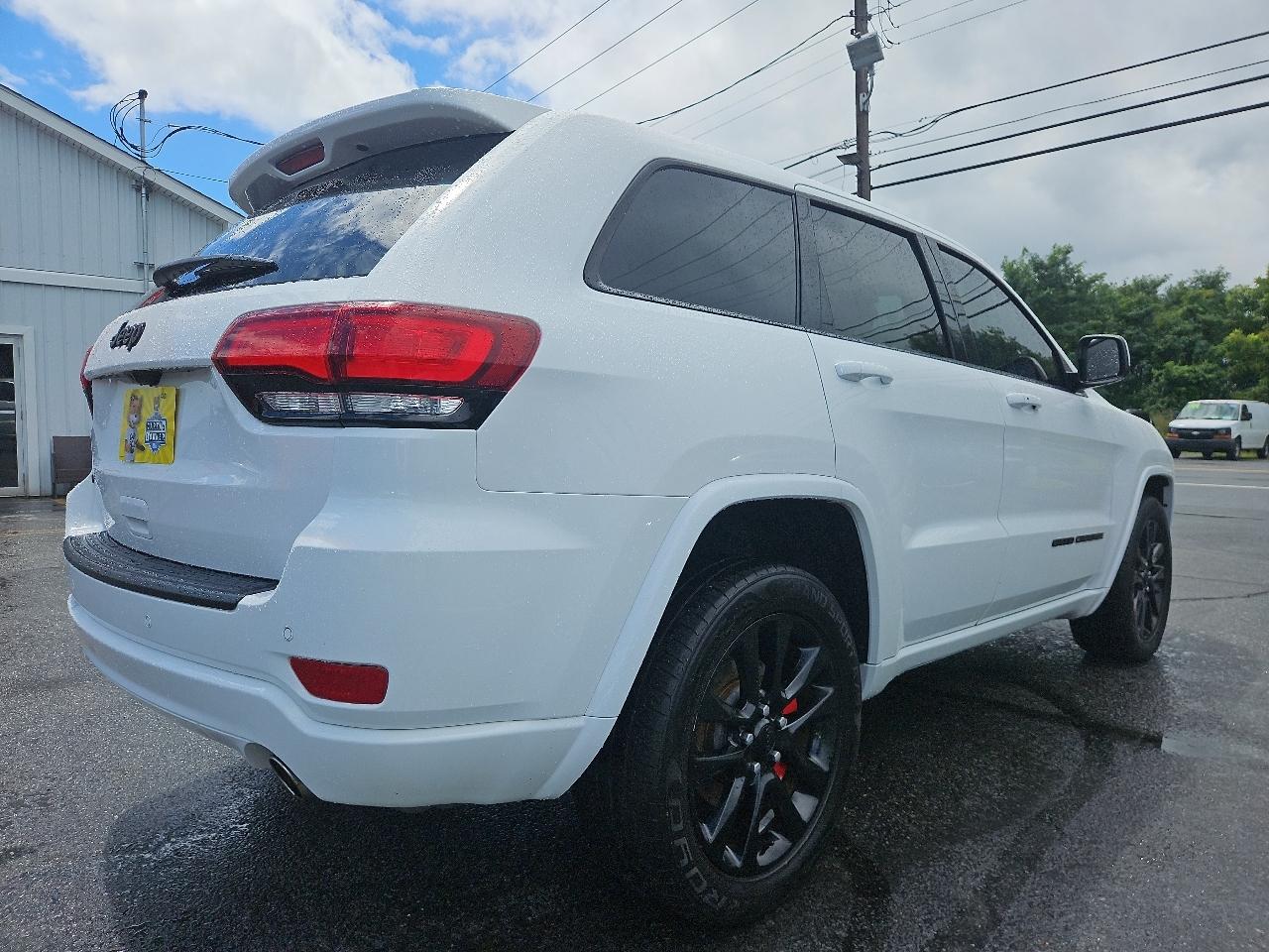 Jeep Grand Cherokee Laredo E 4WD 2021