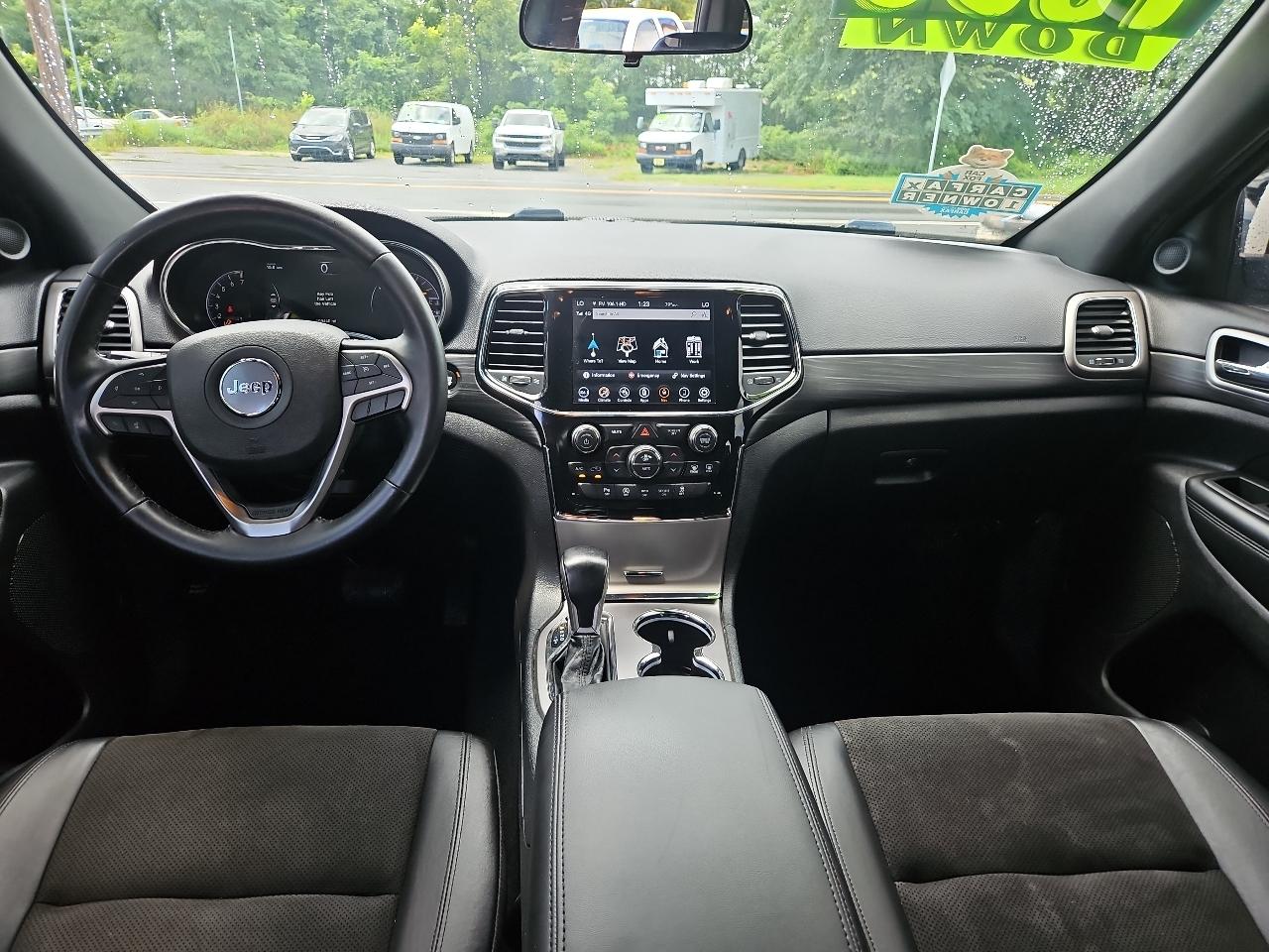 Jeep Grand Cherokee Laredo E 4WD 2021