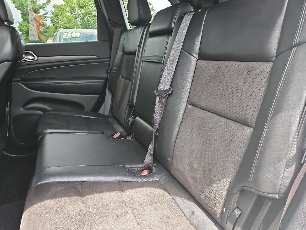 Jeep Grand Cherokee Laredo E 4WD 2021