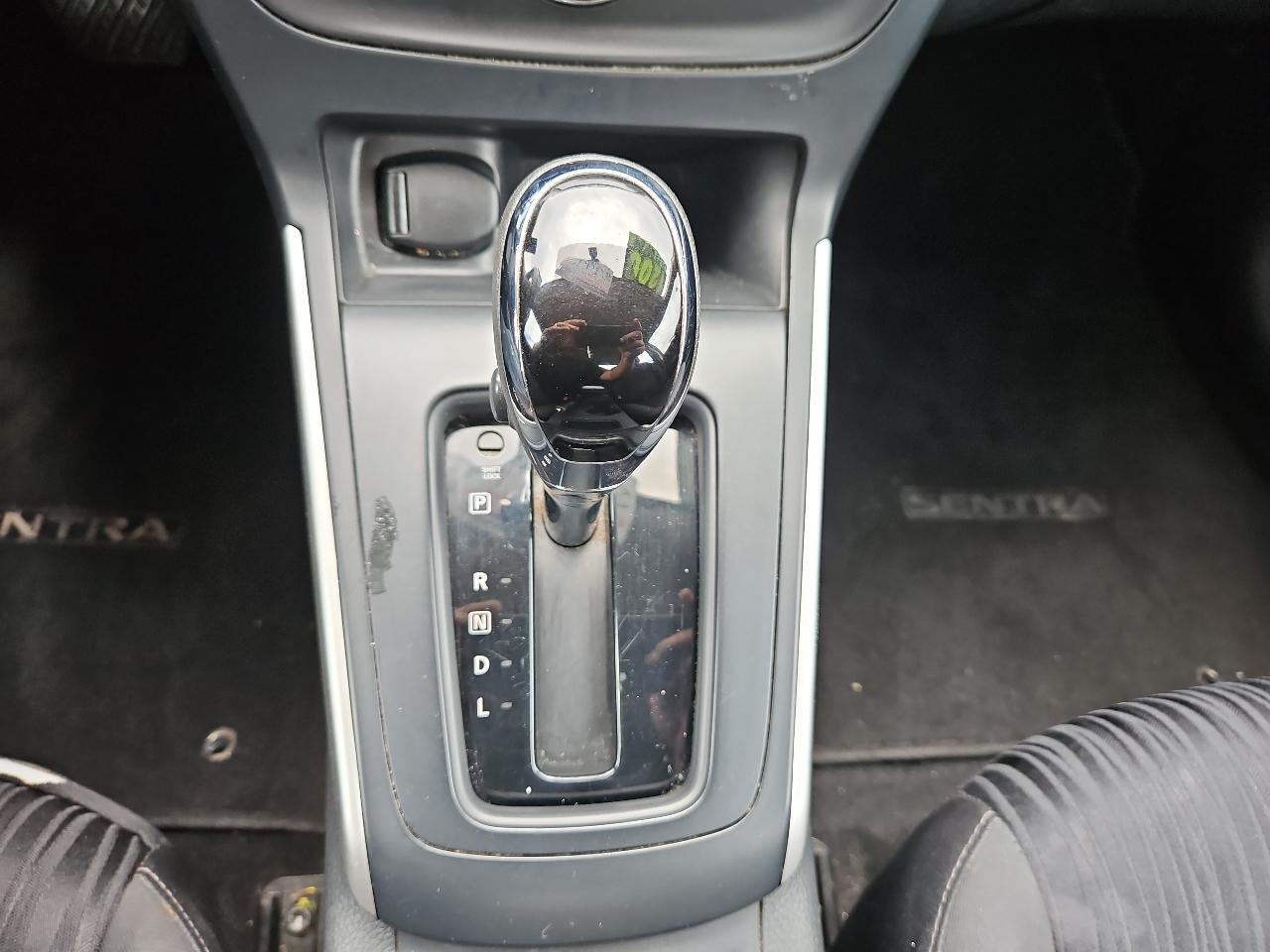 Nissan Sentra S CVT 2019