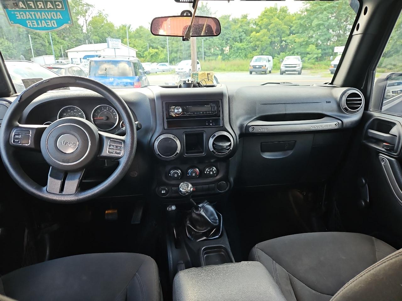 Jeep Wrangler Unlimited Sport 4WD 2015