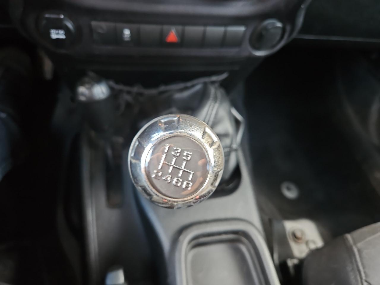 Jeep Wrangler Unlimited Sport 4WD 2015