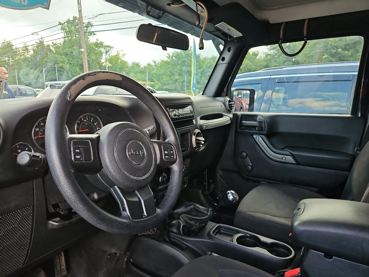 Jeep Wrangler Unlimited Sport 4WD 2015
