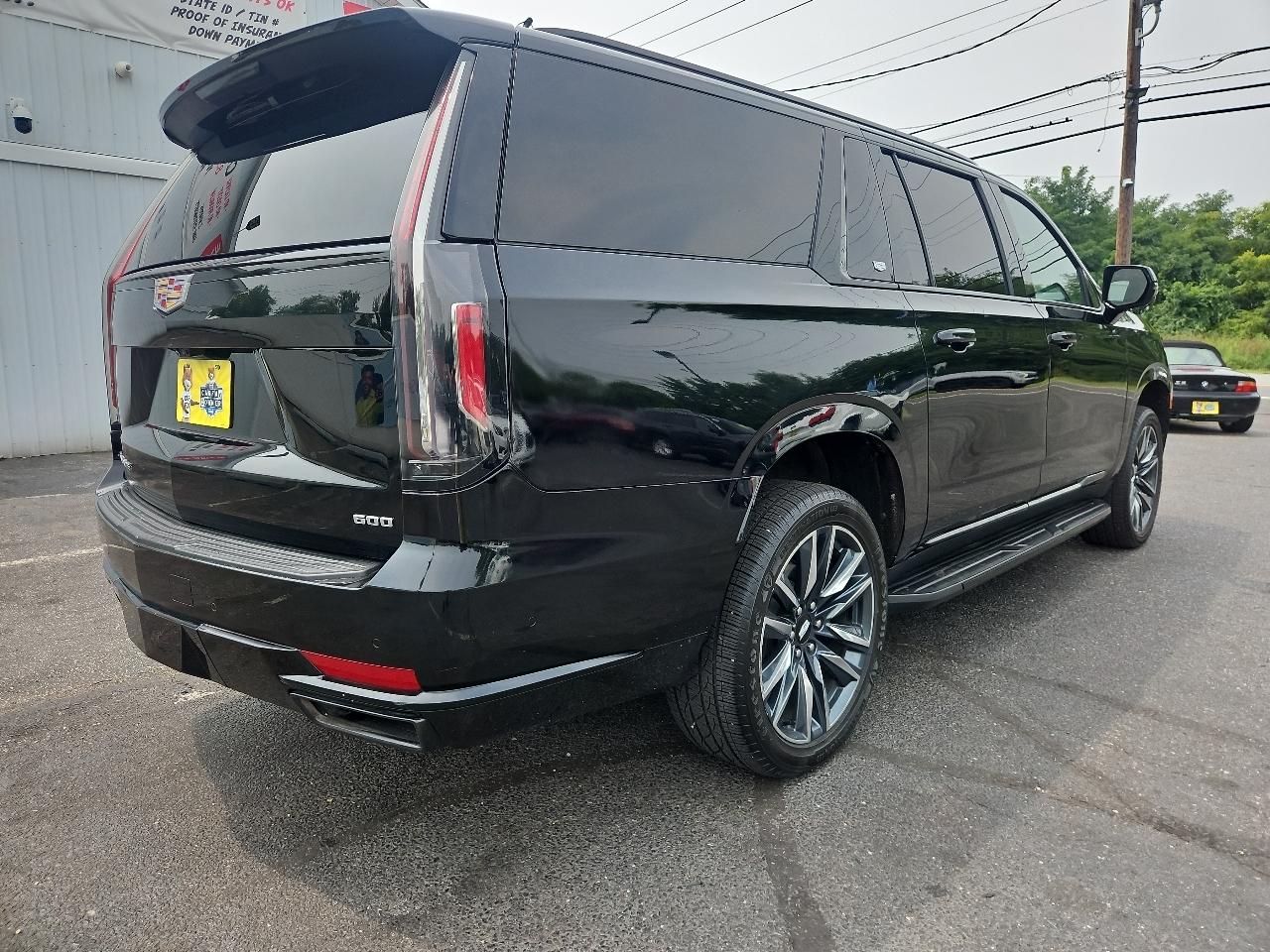 Cadillac Escalade ESV Sport Platinum AWD 2022