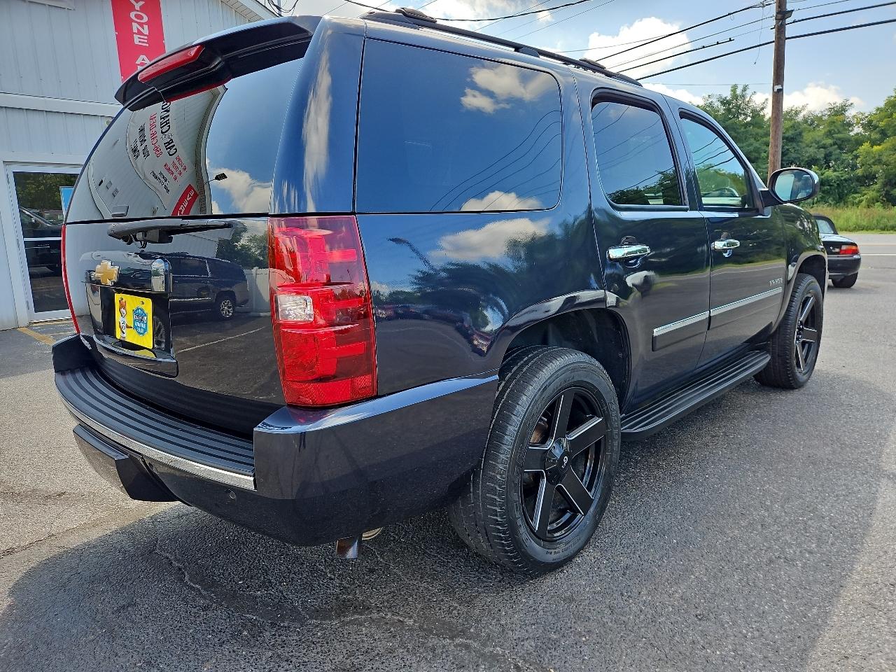 Chevrolet Tahoe LTZ 4WD 2013