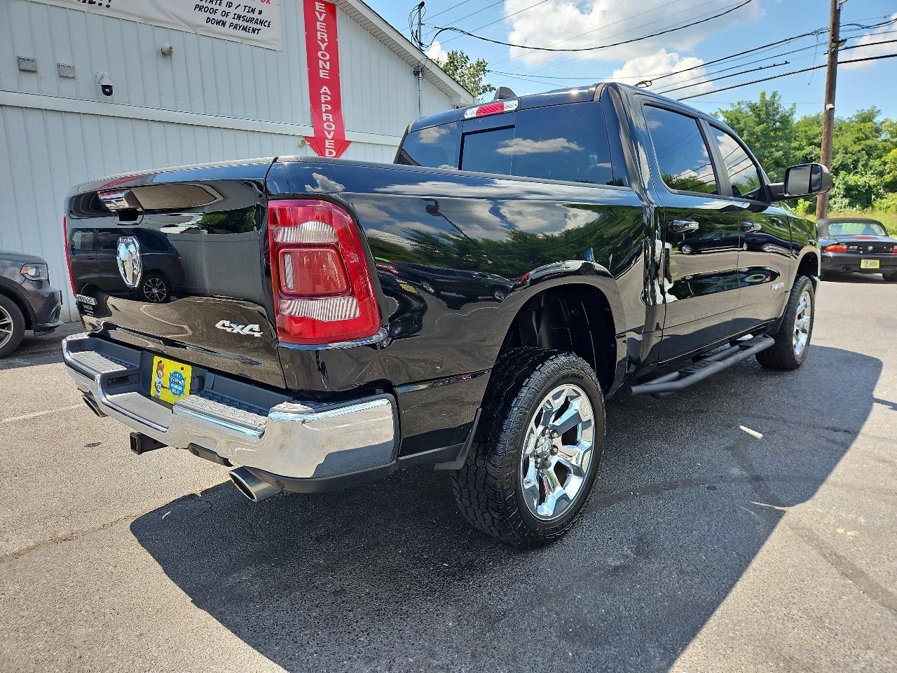 RAM 1500 Big Horn Crew Cab SWB 4WD 2019