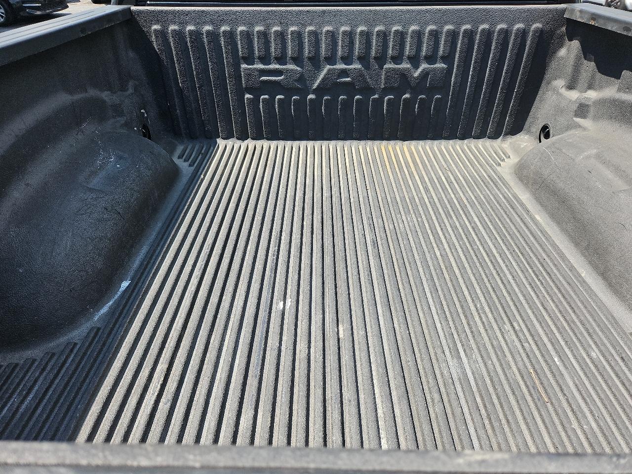 RAM 1500 Big Horn Crew Cab SWB 4WD 2019