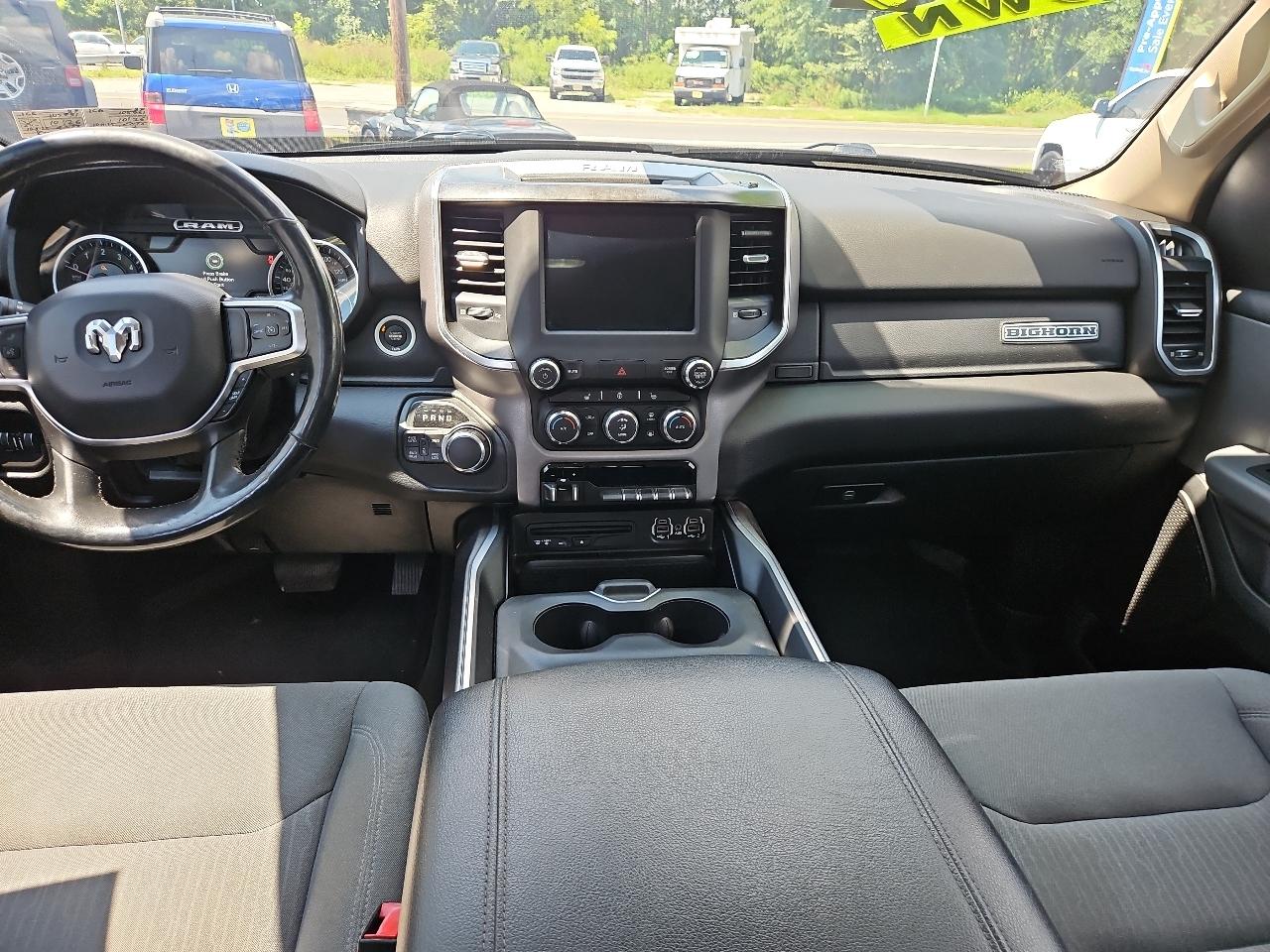 RAM 1500 Big Horn Crew Cab SWB 4WD 2019