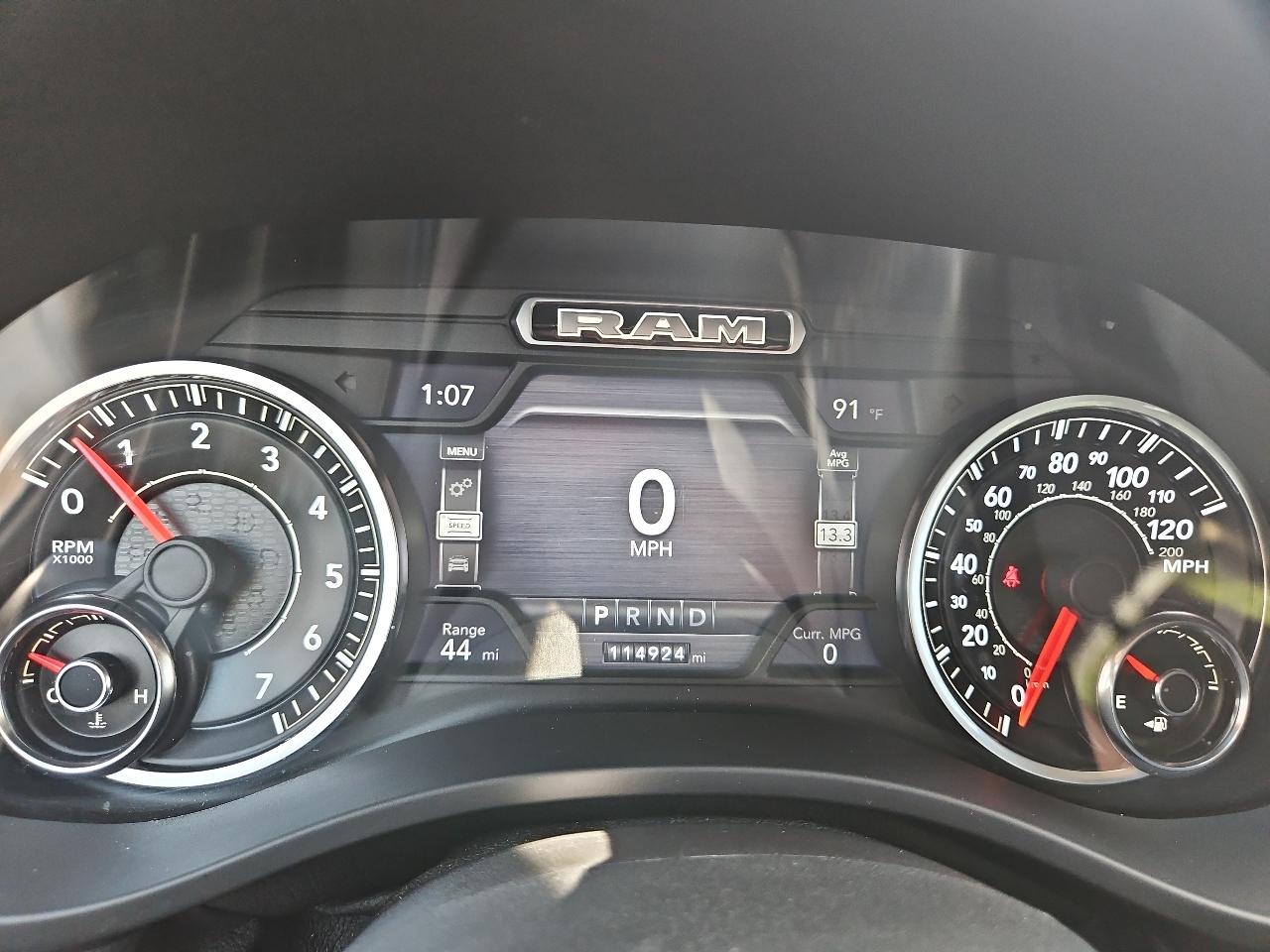 RAM 1500 Big Horn Crew Cab SWB 4WD 2019
