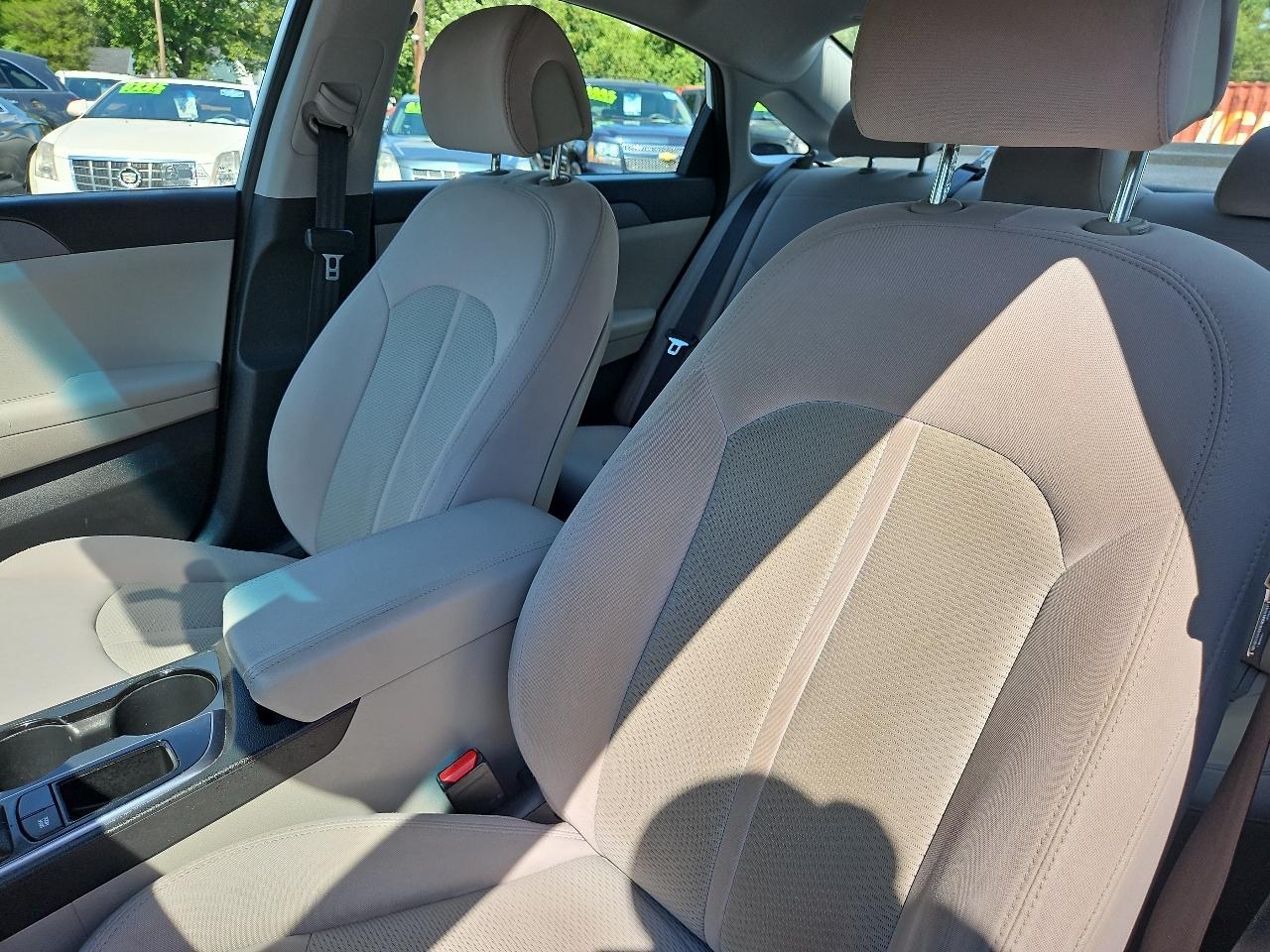 Hyundai Sonata SE 2015