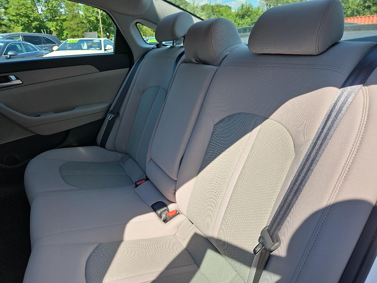 Hyundai Sonata SE 2015