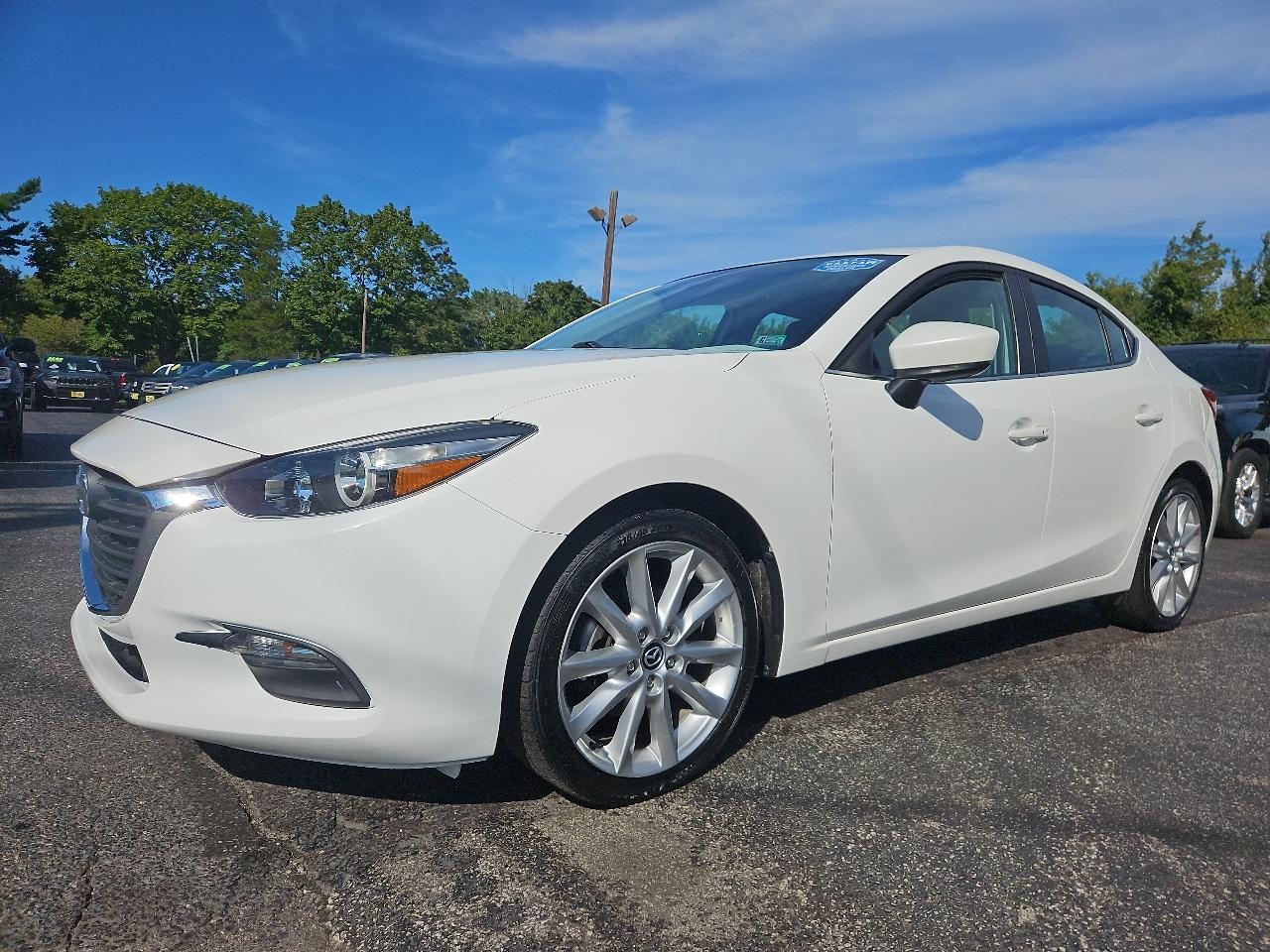 Mazda MAZDA3 i Touring AT 4-Door 2017