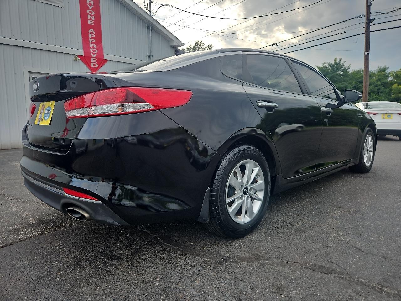 Kia Optima LX 2017
