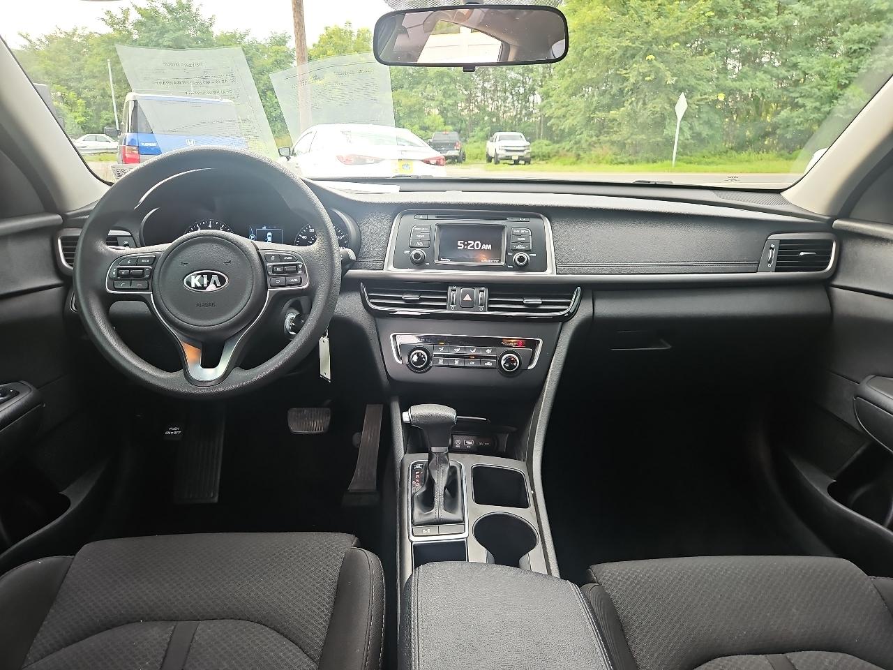 Kia Optima LX 2017