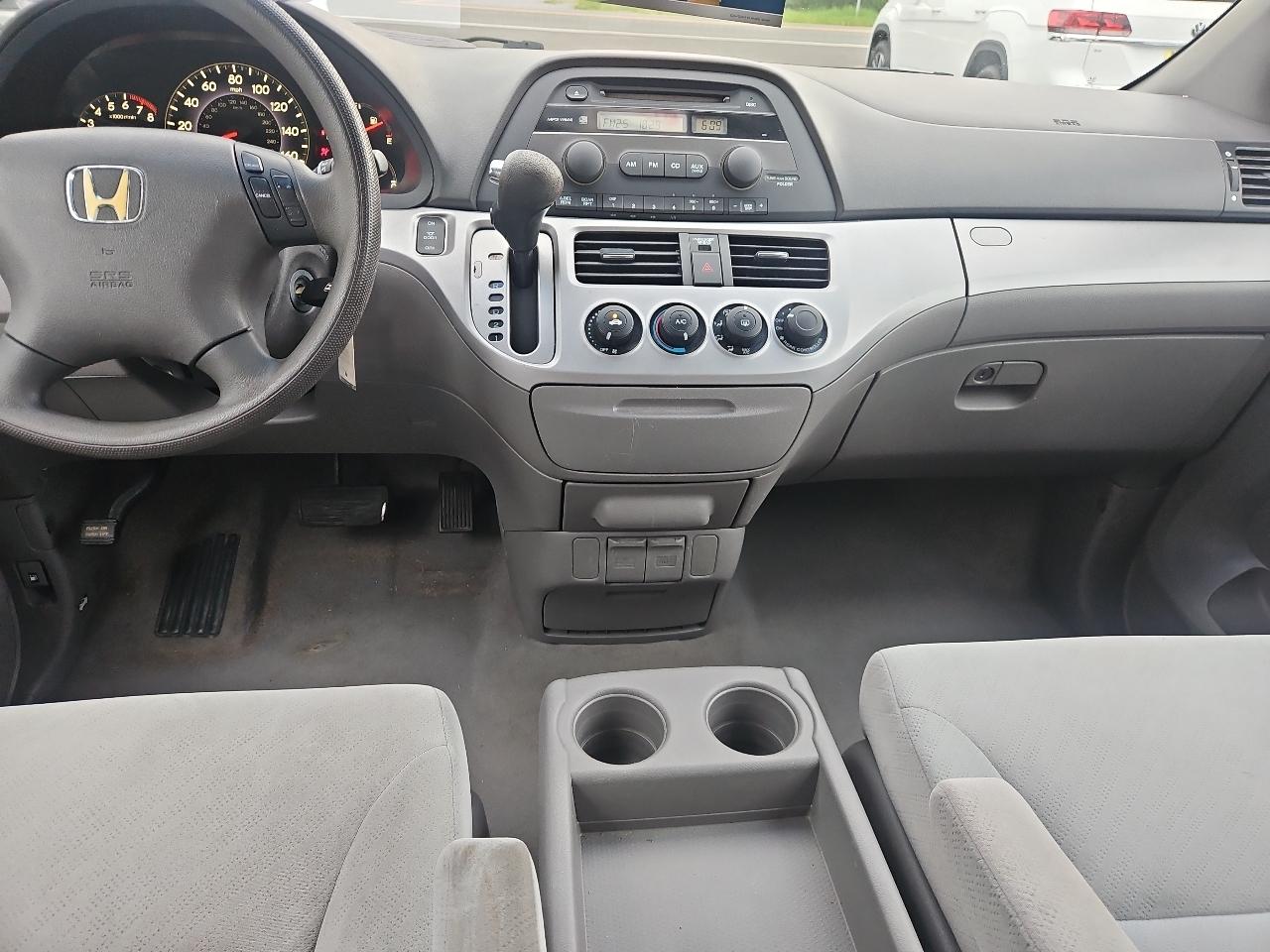 Honda Odyssey LX 2010