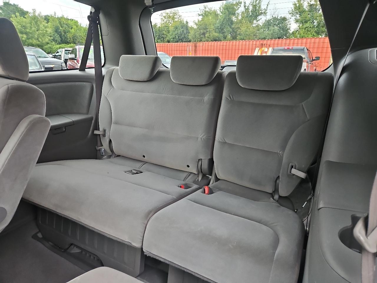 Honda Odyssey LX 2010