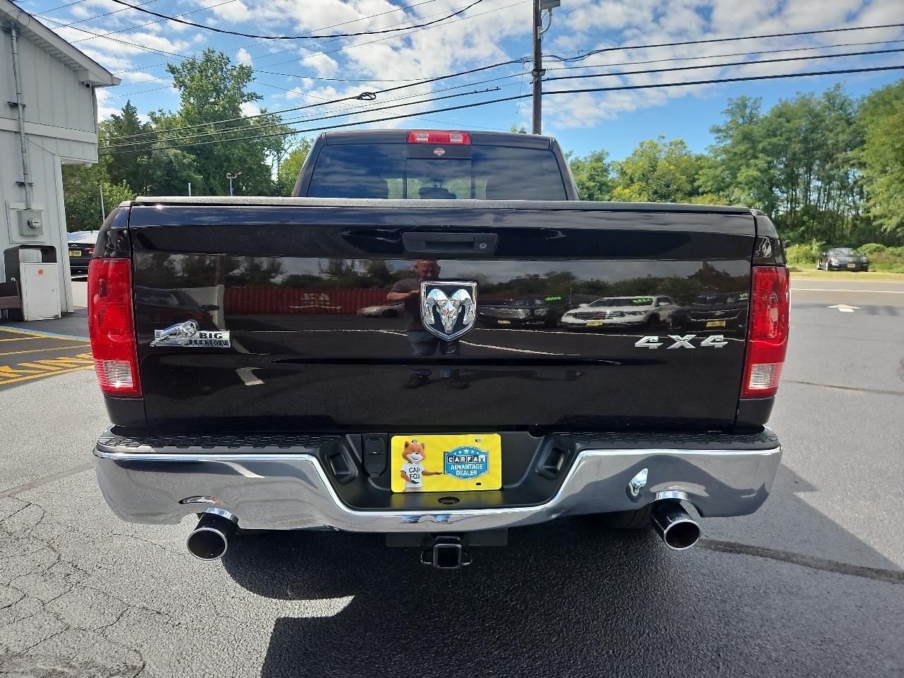 RAM 1500 SLT Quad Cab 4WD 2011