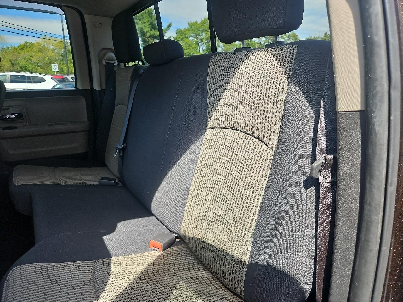 RAM 1500 SLT Quad Cab 4WD 2011