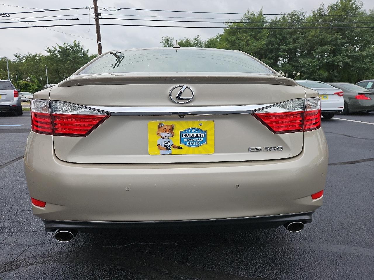 Lexus ES 350 Sedan 2013