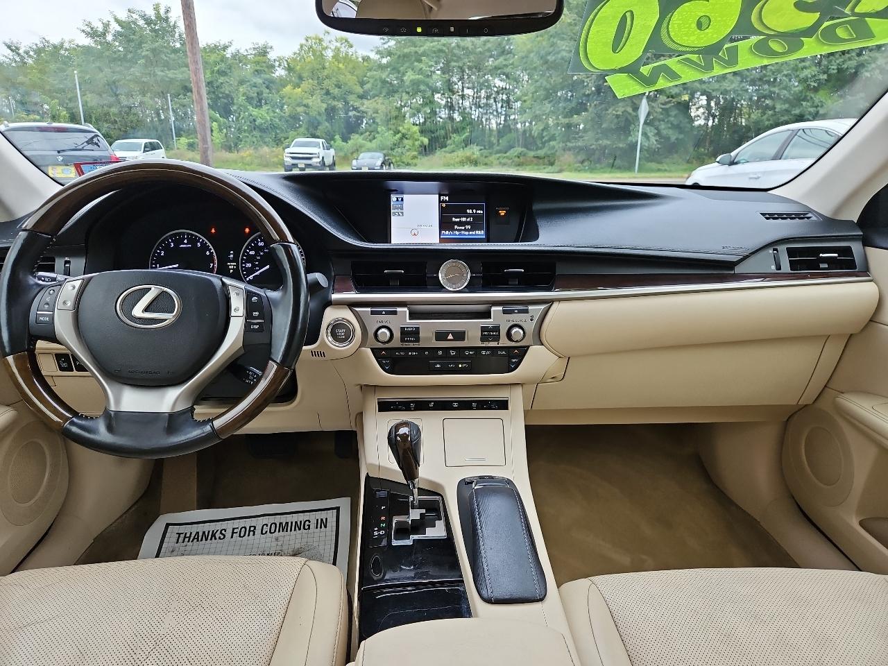 Lexus ES 350 Sedan 2013
