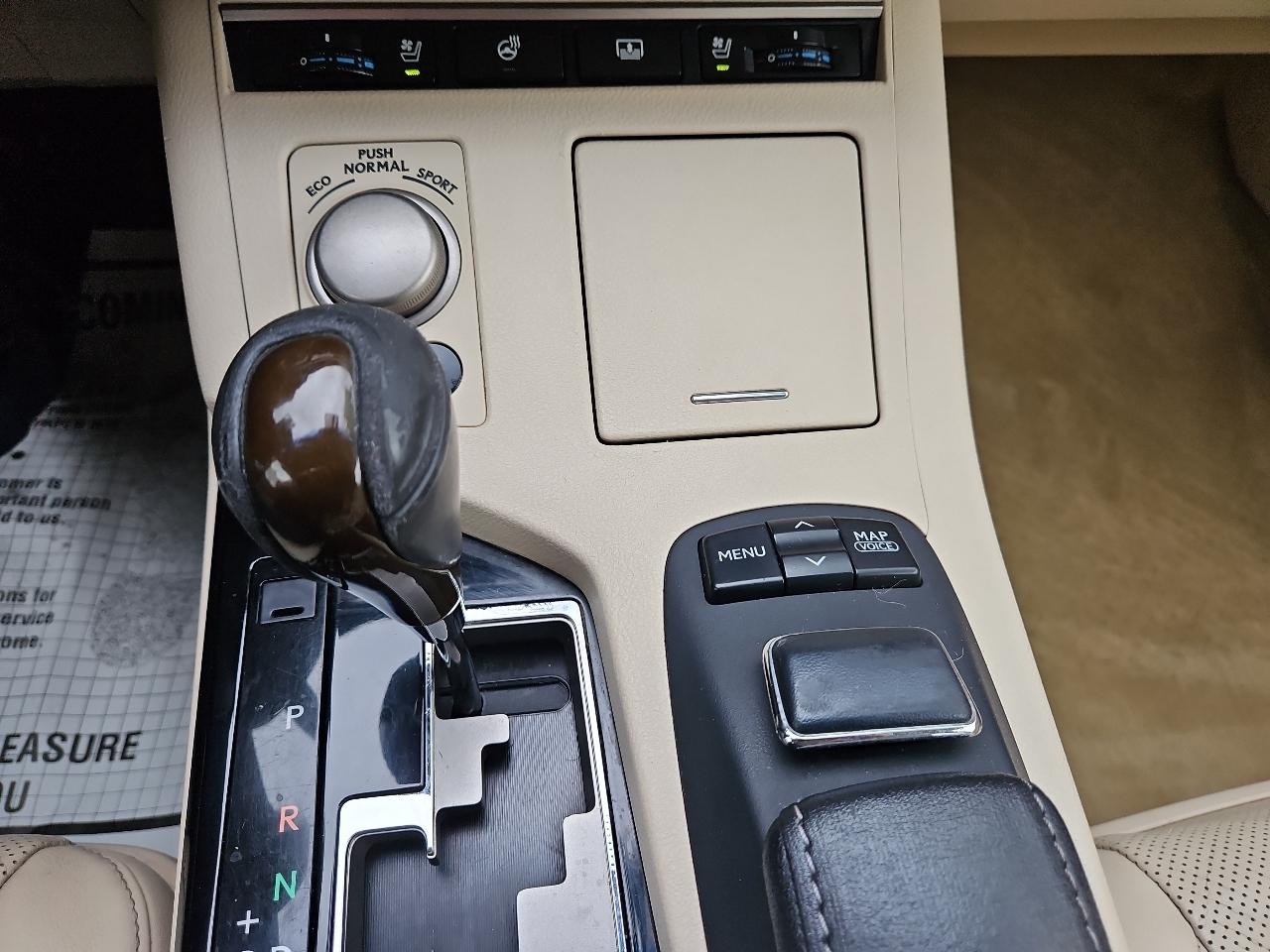 Lexus ES 350 Sedan 2013
