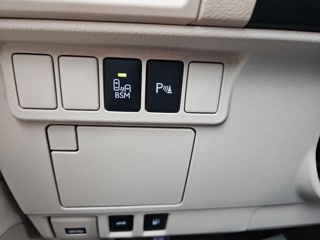 Lexus ES 350 Sedan 2013