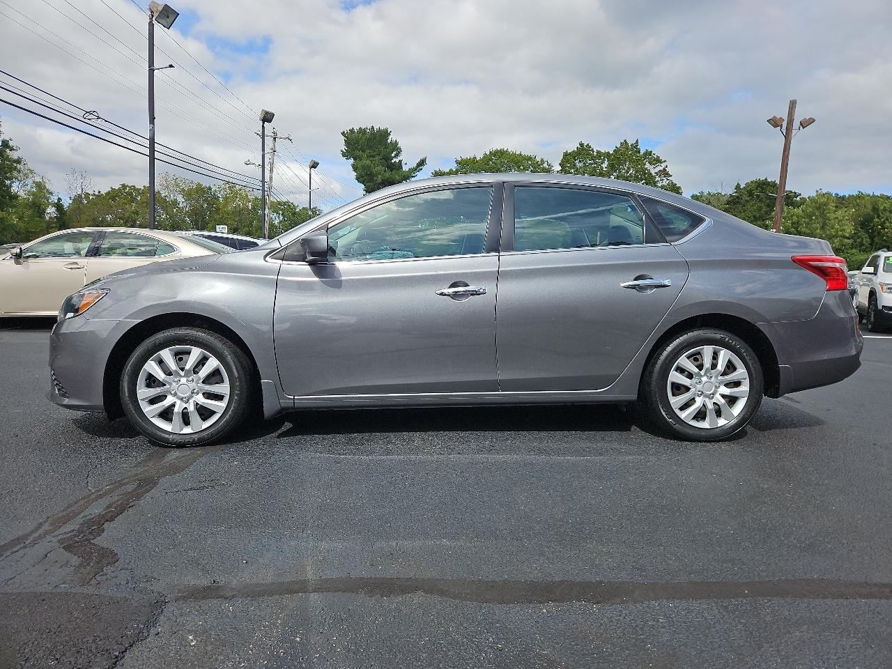 Nissan Sentra S CVT 2019