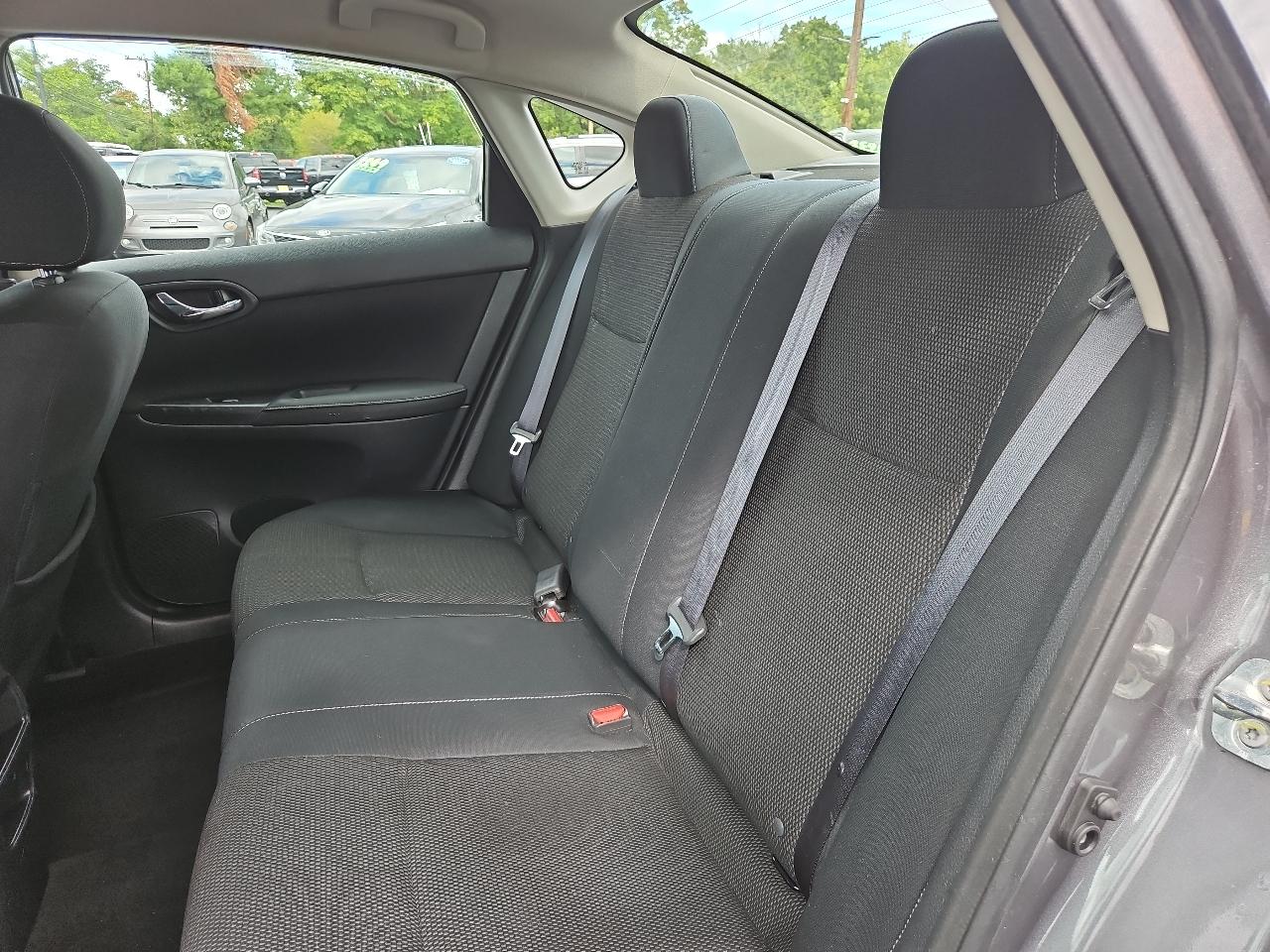 Nissan Sentra S CVT 2019