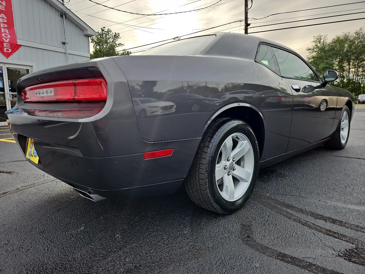 Dodge Challenger SXT 2013