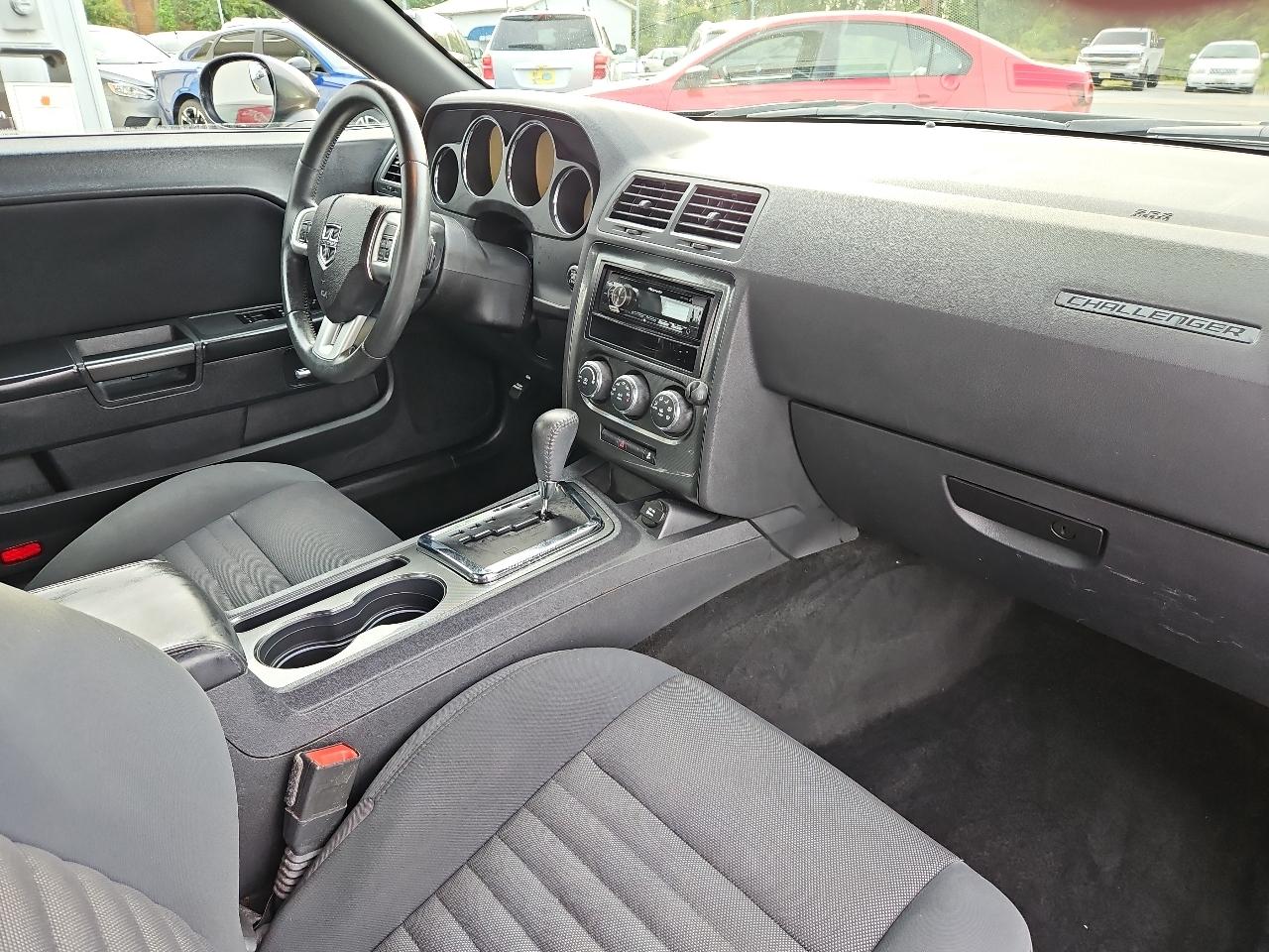 Dodge Challenger SXT 2013