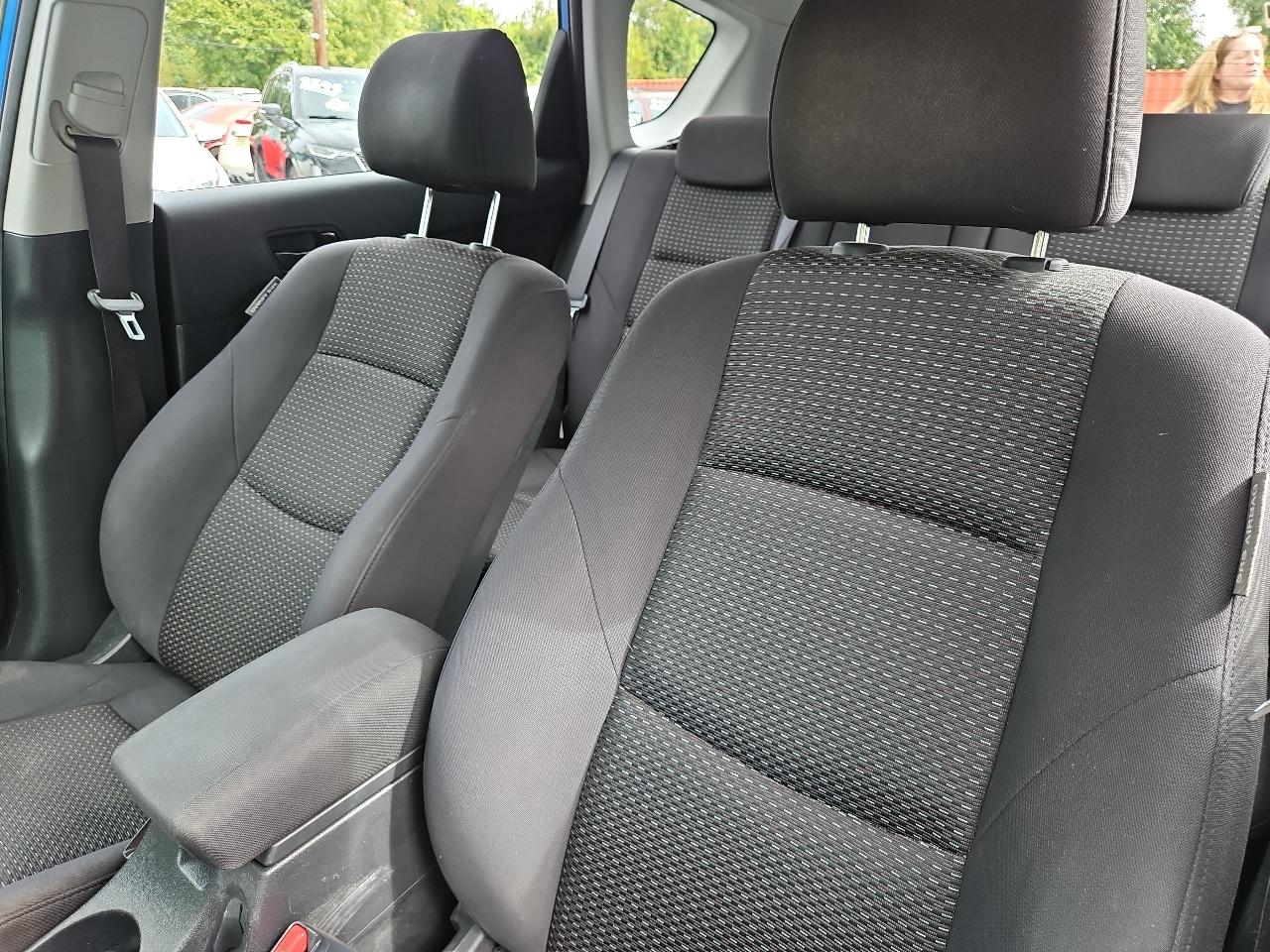 Hyundai Elantra Touring SE Manual 2010
