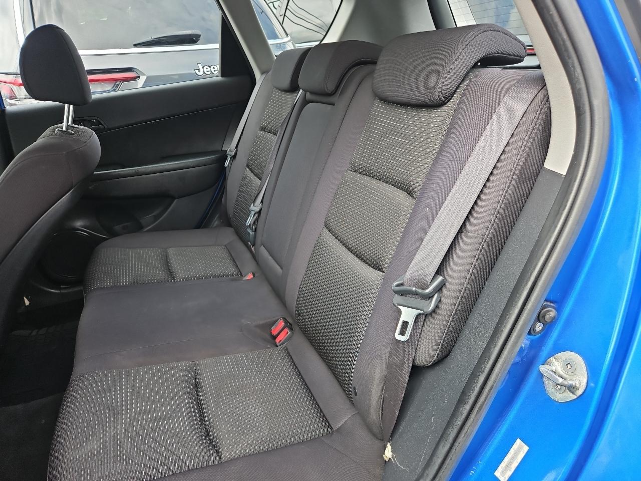 Hyundai Elantra Touring SE Manual 2010