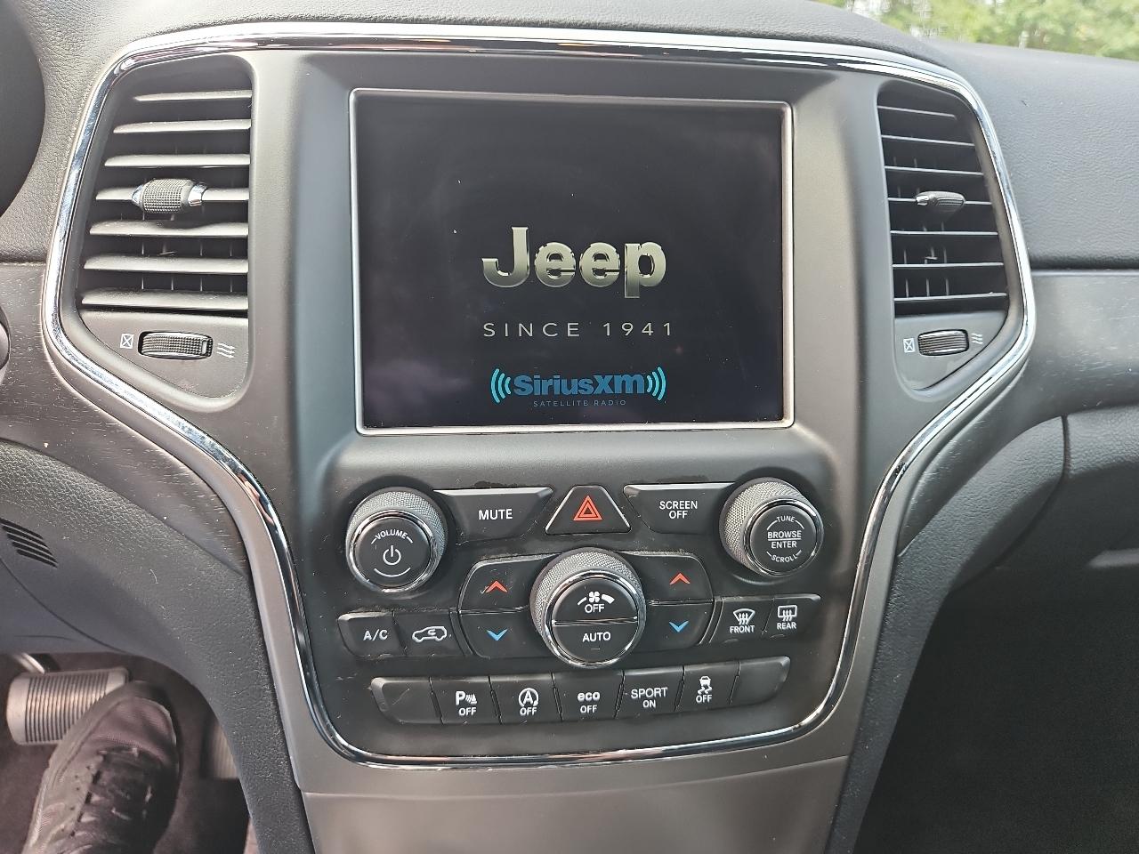 Jeep Grand Cherokee Laredo 4WD 2018