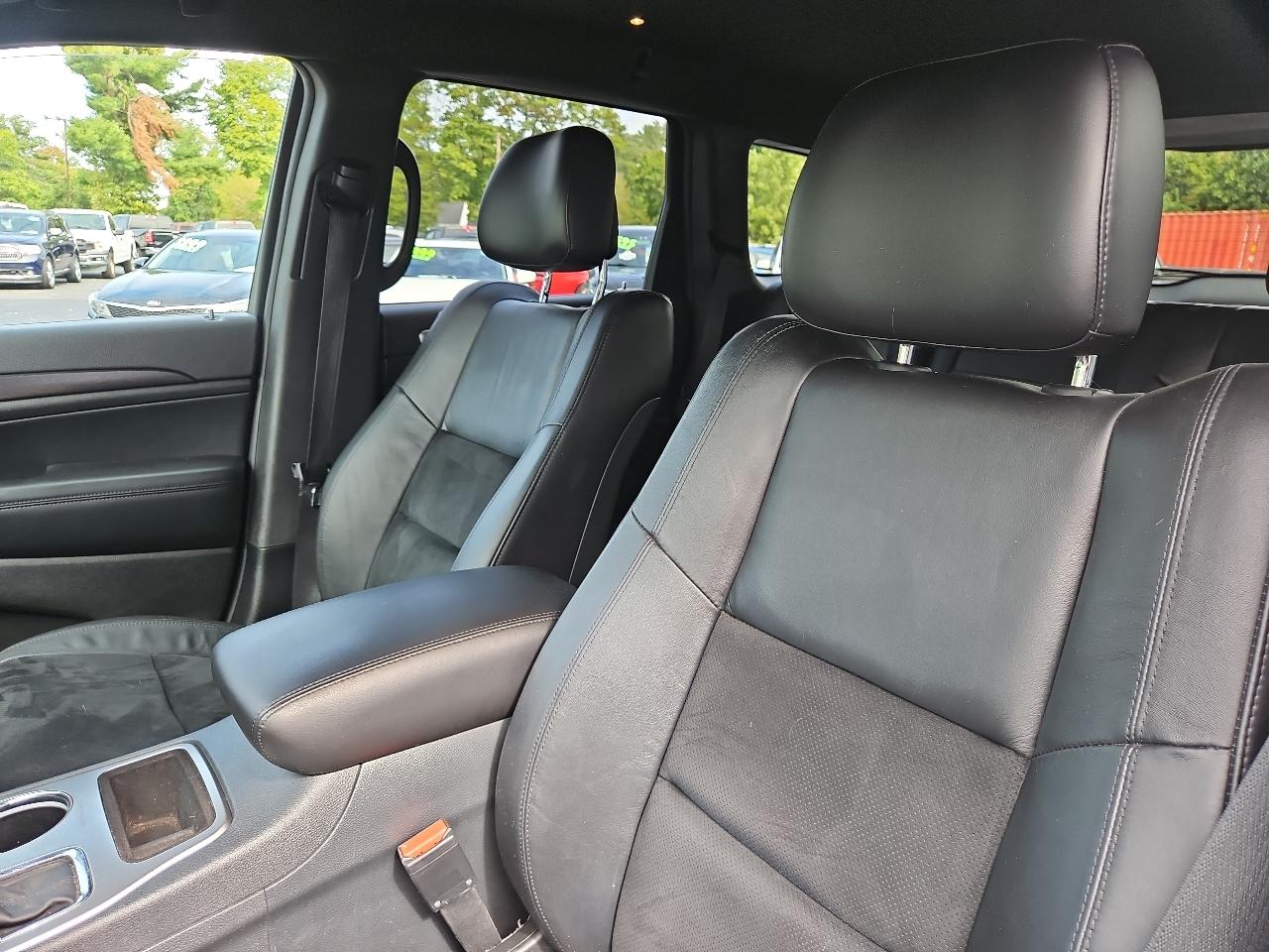 Jeep Grand Cherokee Laredo 4WD 2018