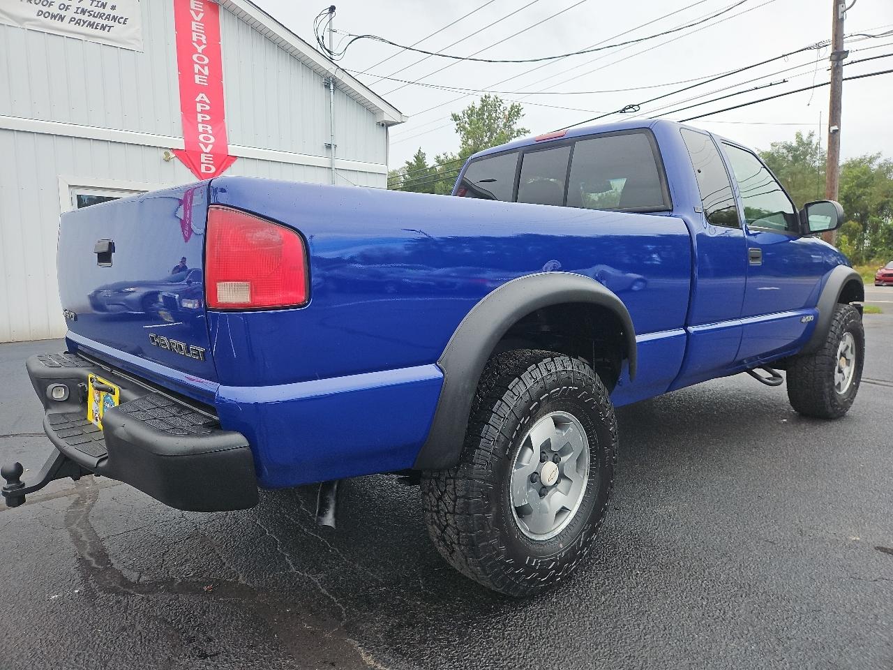 Chevrolet S10 Pickup Ext. Cab 4WD 2000