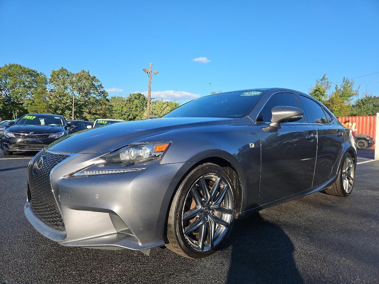 Lexus IS 300 AWD 2016