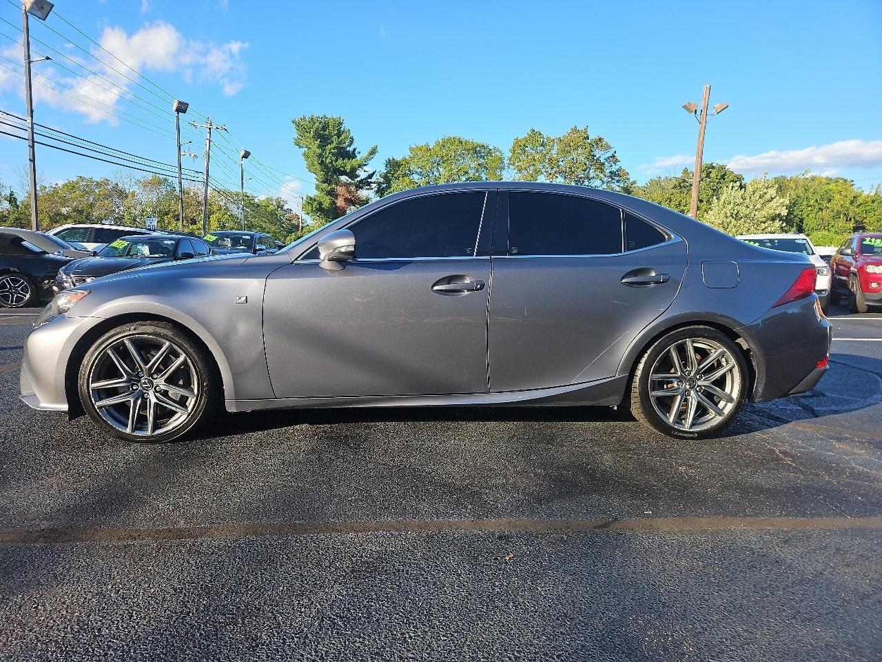 Lexus IS 300 AWD 2016