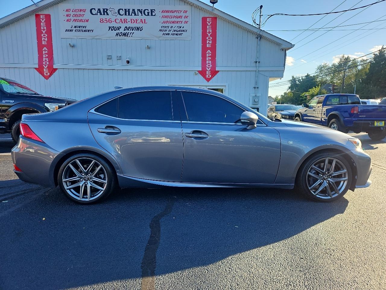 Lexus IS 300 AWD 2016