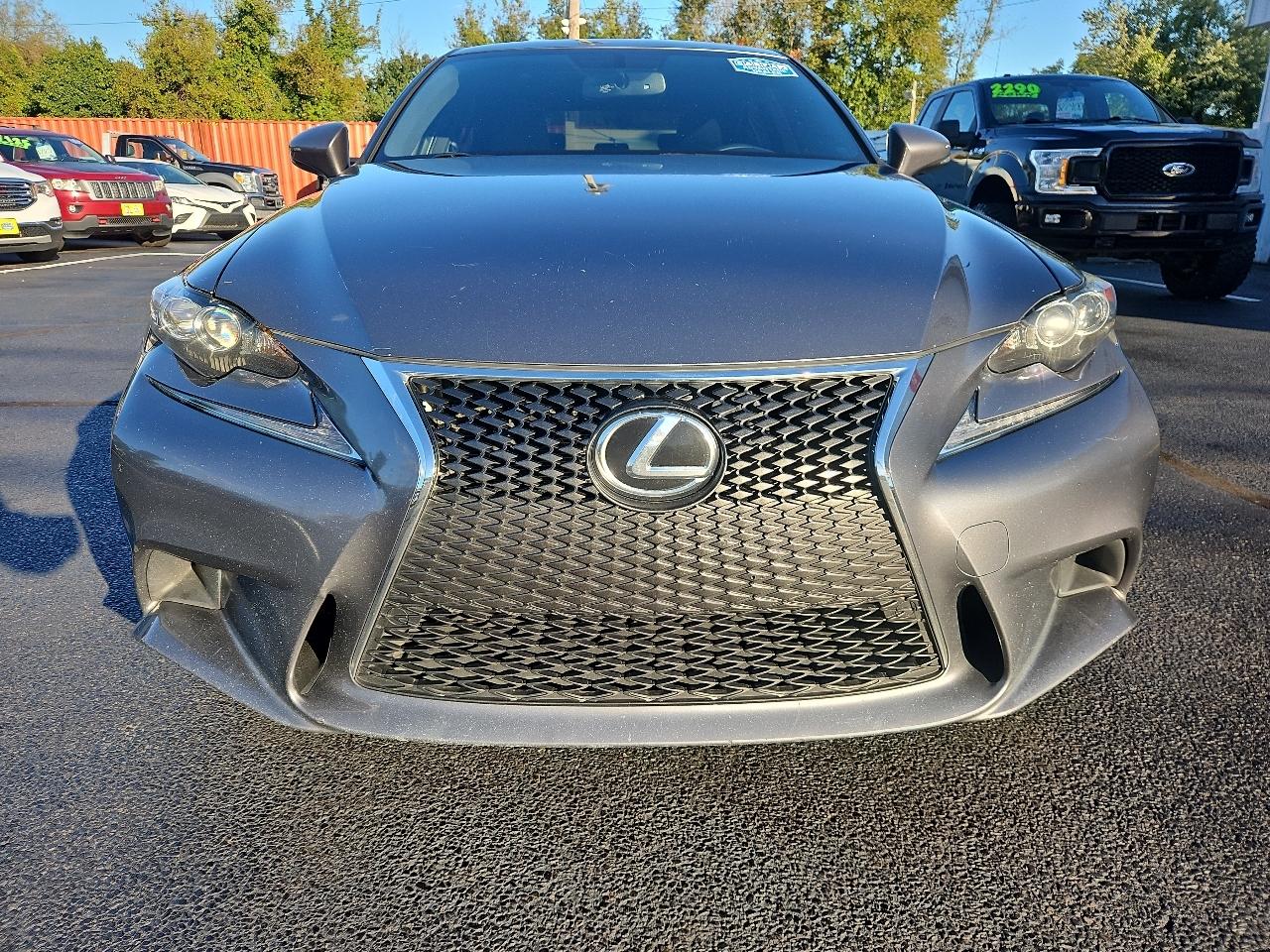 Lexus IS 300 AWD 2016